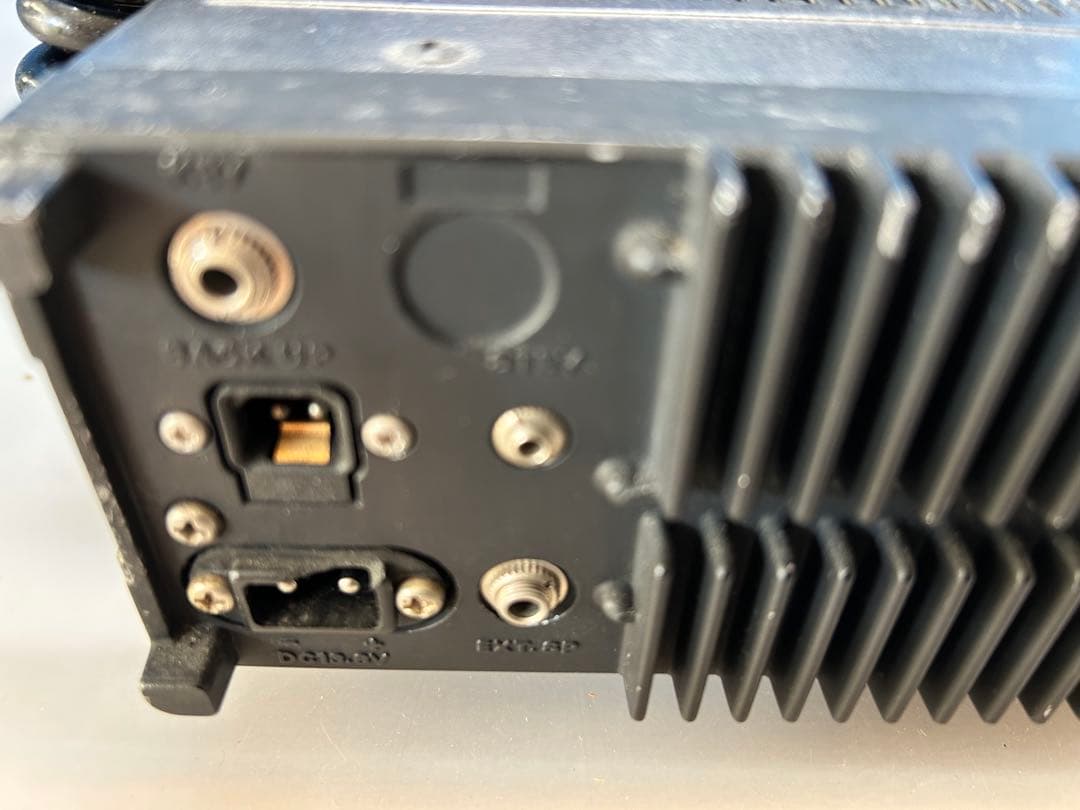 トランシーバー TRIO TR-9000