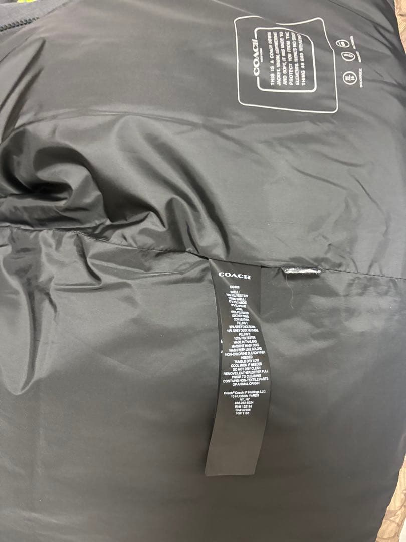 COACH ダウンベスト ベージュ　ショッパー2点付き　お値下げ可能