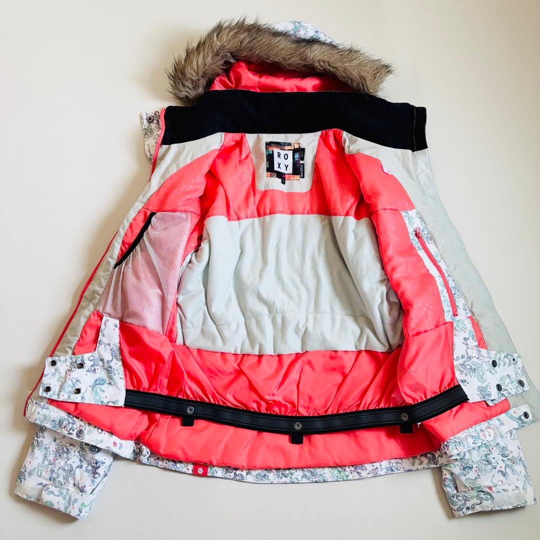 2573【美品】ROXY スノボウェア レディース ジャケット ペイズリー柄 白