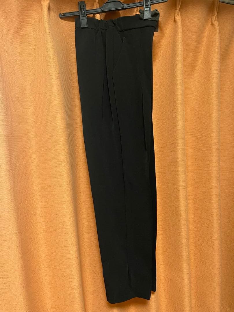 専用★ yori ピンタックストレッチパンツ 36 ブラック