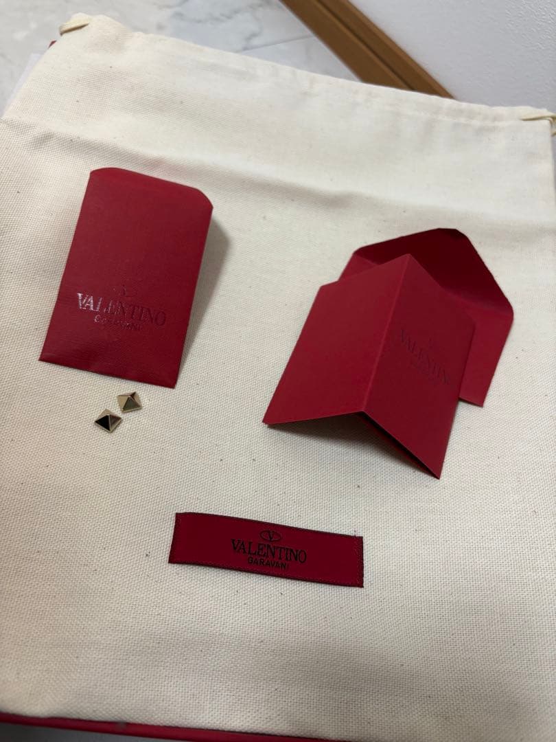 【最終値下げ美品】VALENTINO ウェッジソールサンダル　ブラック36サイズ