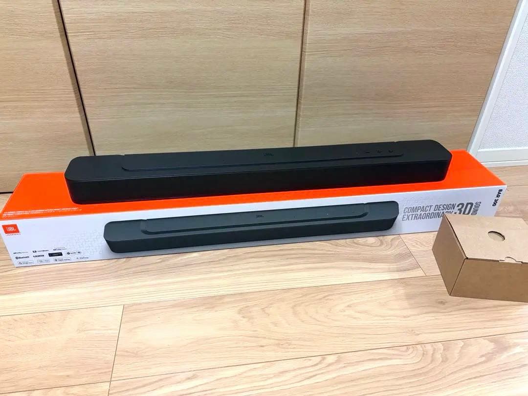 極美品 JBL BAR 300 サウンドバー