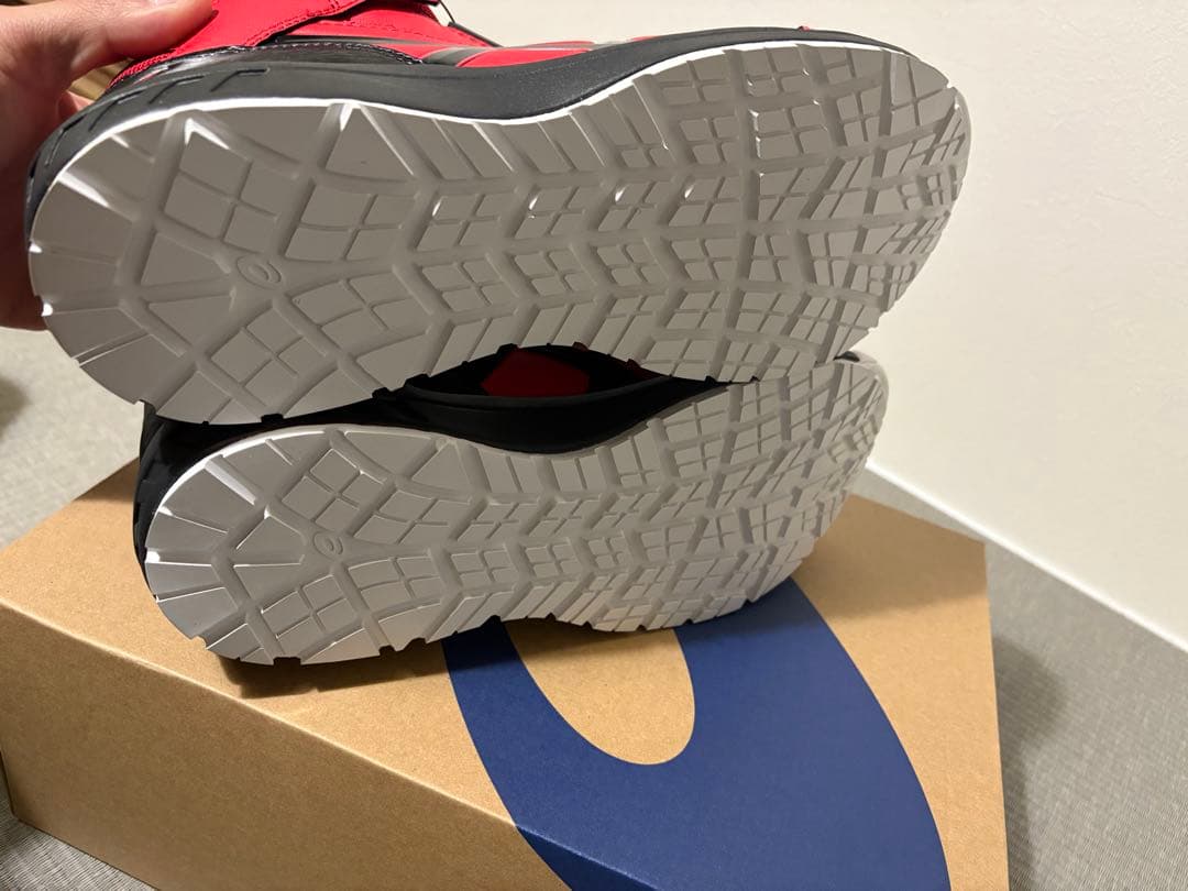 最終値下げ！！ASICS BOAシステム安全靴 レッド