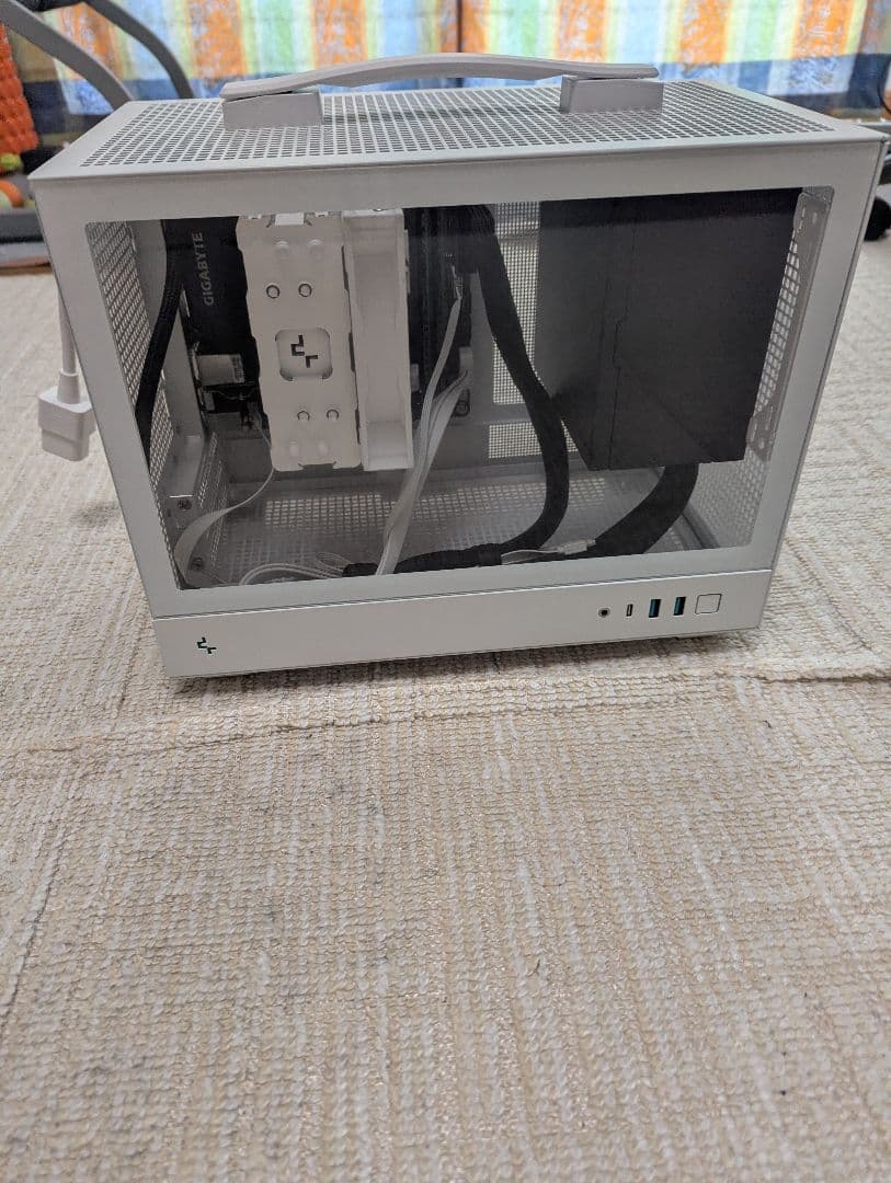 新品パーツ多め！小型静音PC Ryzen5 5600GT / 32GB