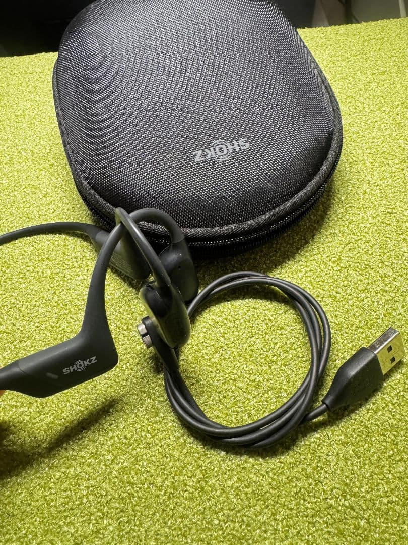 SHOKZ OPENRUNPRO 骨伝導イヤホン ブラック ケース付き