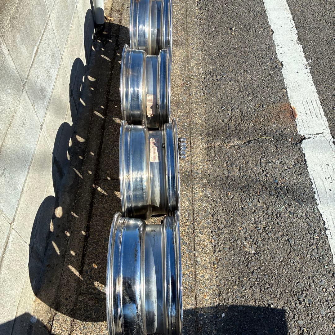 デイトナ　15インチ メッシュデザインホイールセット