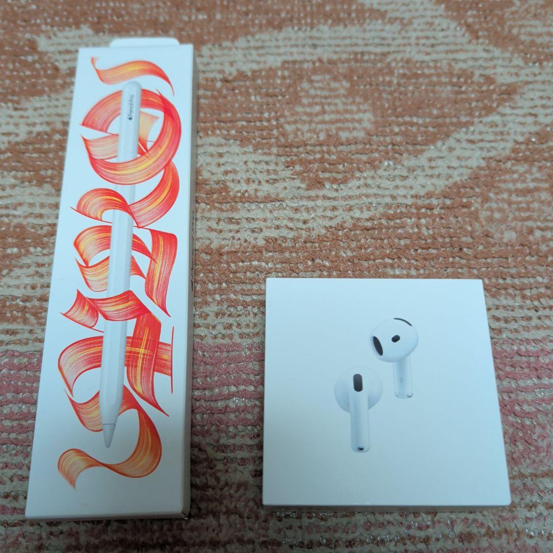 Apple AirPods4とPencil Pro