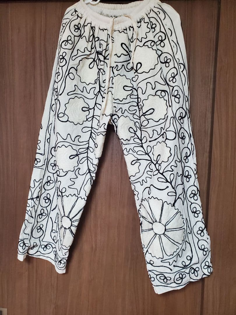 ポキプシー　スザニパンツ　ストレートタイプ