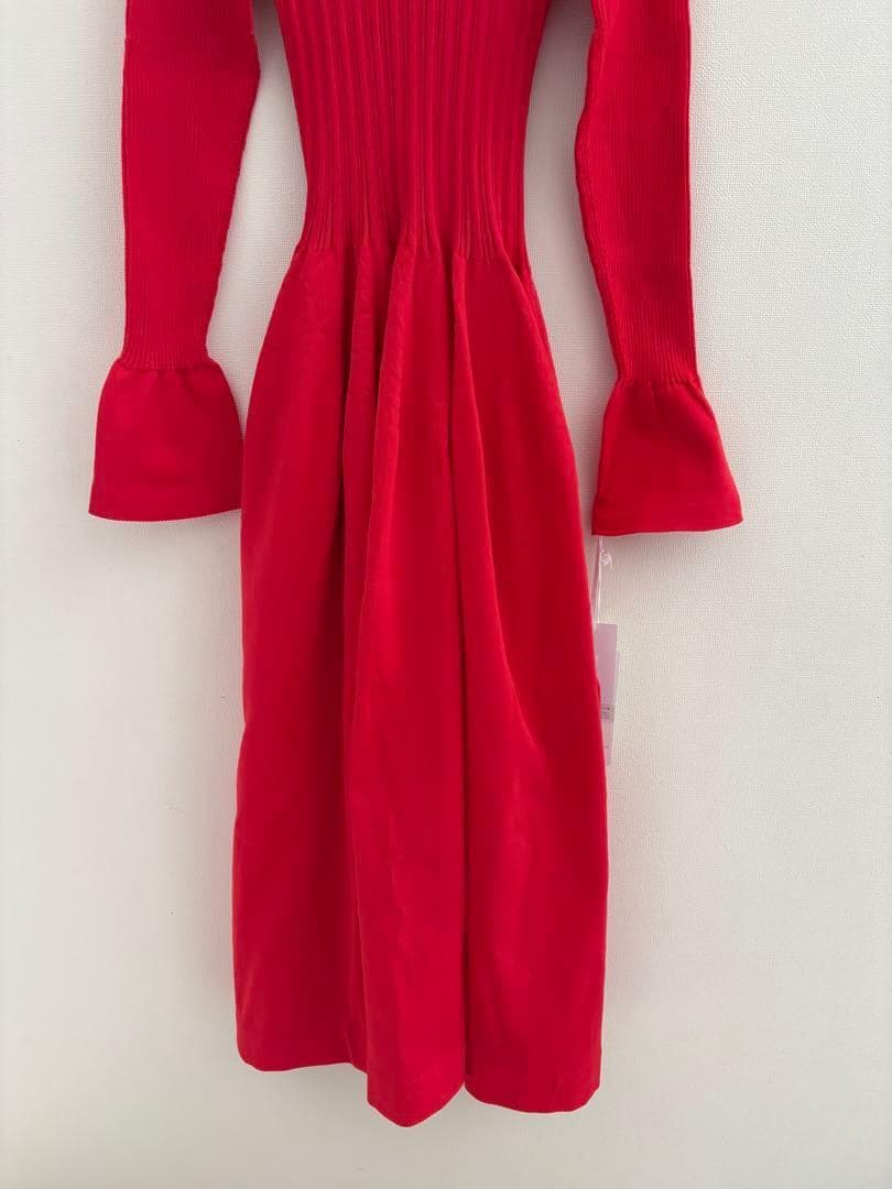 新品　定価3.3万　ダイアグラム　ホールガーメントニットワンピース　フレア