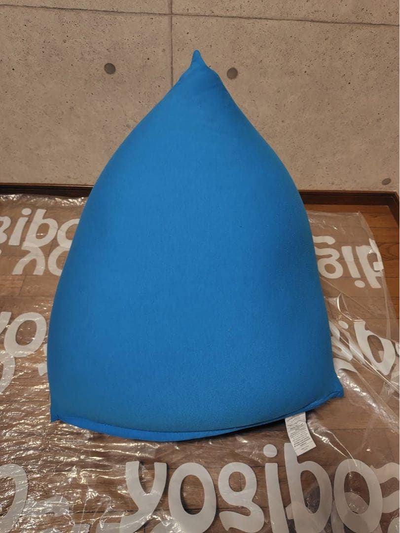 C069 Yogibo Pyramid （ヨギボー ピラミッド ）ブルー系 青系