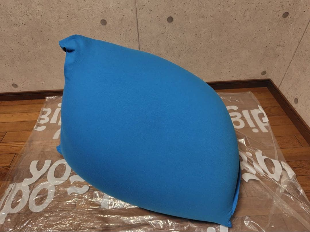 C069 Yogibo Pyramid （ヨギボー ピラミッド ）ブルー系 青系