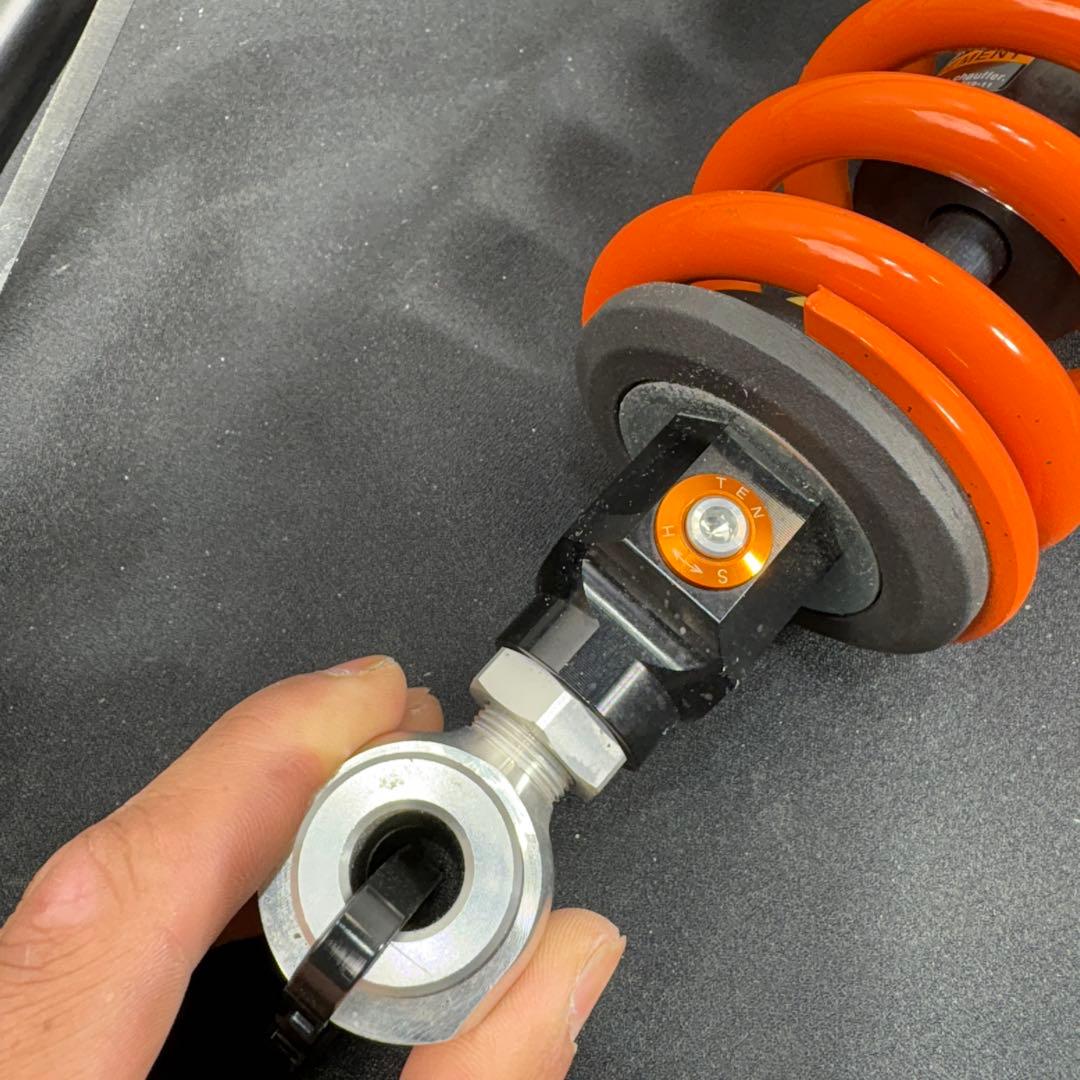 美品　MT-25 03 YZF-R25 R3ワイズギアKYBスペシャルリアサス