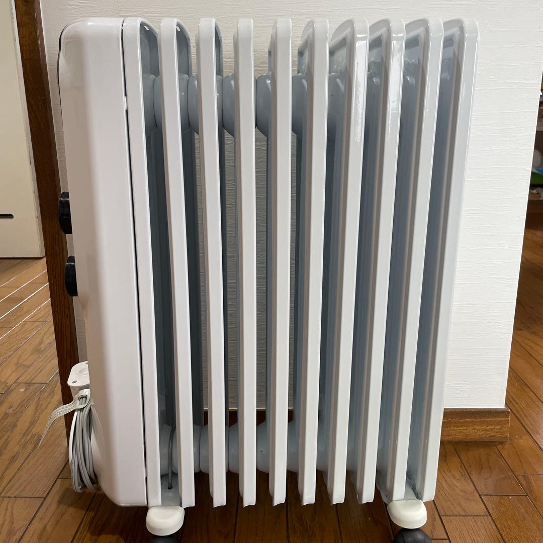 ◎極美品◎デロンギ アミカルド オイルヒーター RHJ35M1015-BK