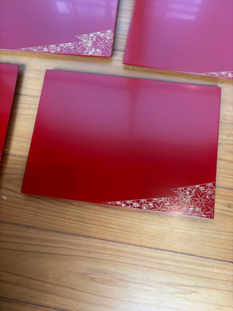 【輪島塗】朱漆塗り 沈金 桜に紅葉の図 蒔絵 菓子皿 菓子器 盛り皿 五客