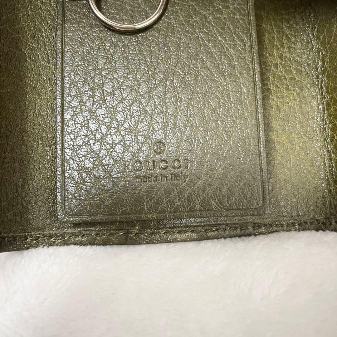 GUCCI グッチ　キーケース　シマ　レザー　GG 　本革　カーキ