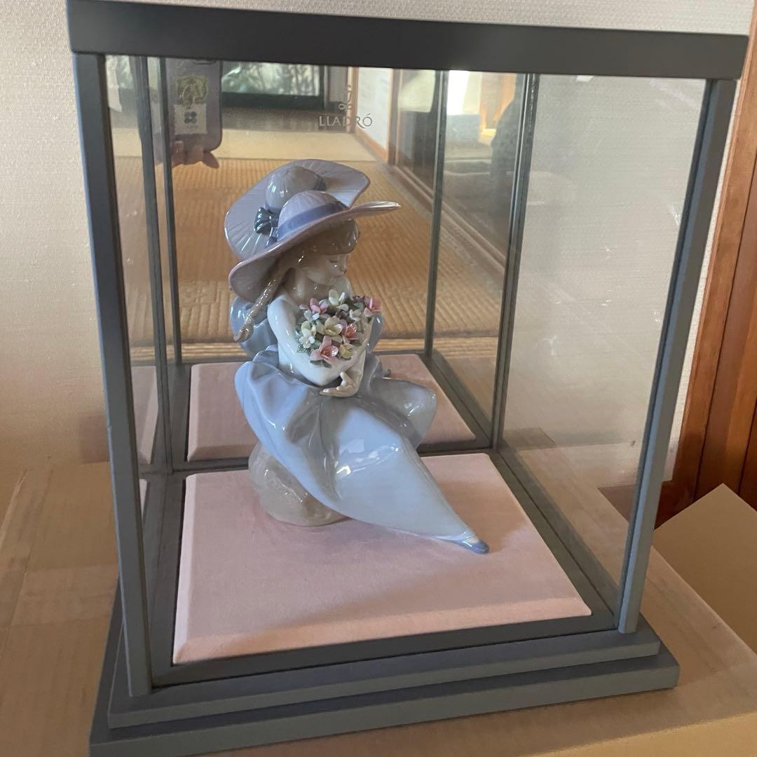 リヤドロ　花の香りにつつまれて　【美品　ケース付き】