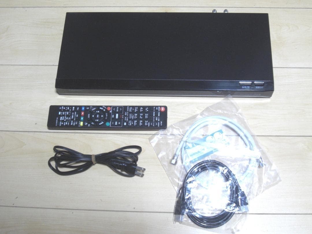 ★Panasonic ブルーレイレコーダー DMR-BRW510　2番組同時録画