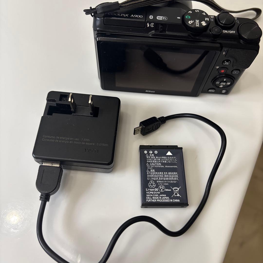 匿名　スピード発送 ニコン　COOLPIXA900BK 美品