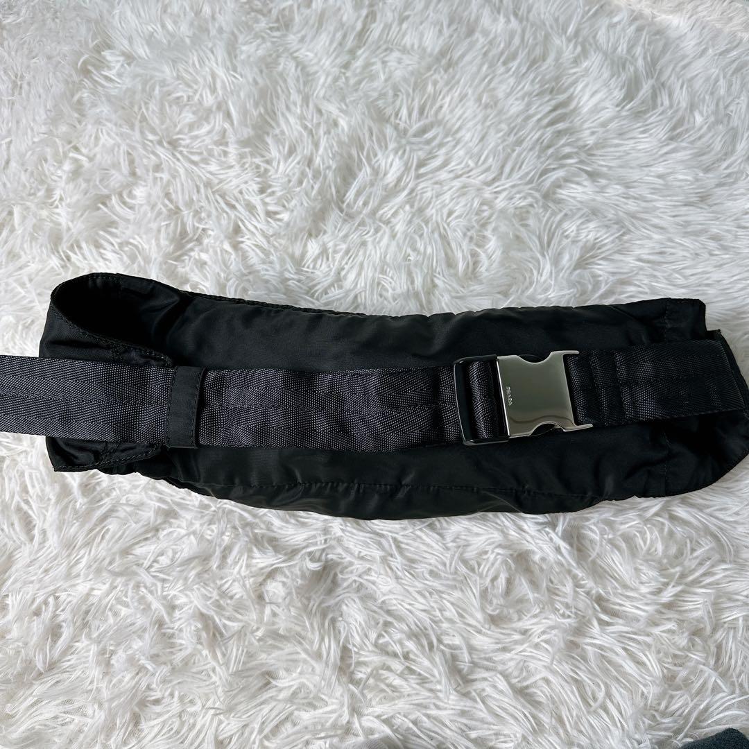 希少✨プラダ ウエストポーチ ボディバッグ 三角ロゴ ナイロン 白タグ 黒