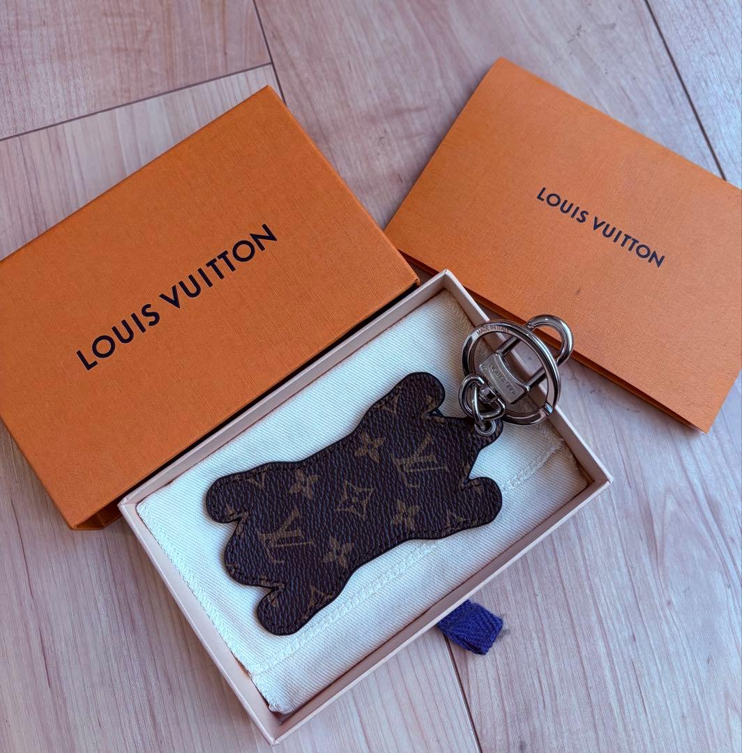 ルイヴィトン NIGO 定価61,600円 新品 キーチャーム