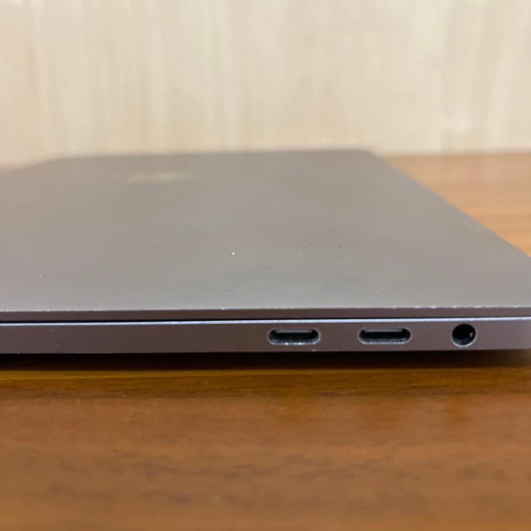 MacBook本体 MacBook Pro 2018 Core i7/16GB/512GB