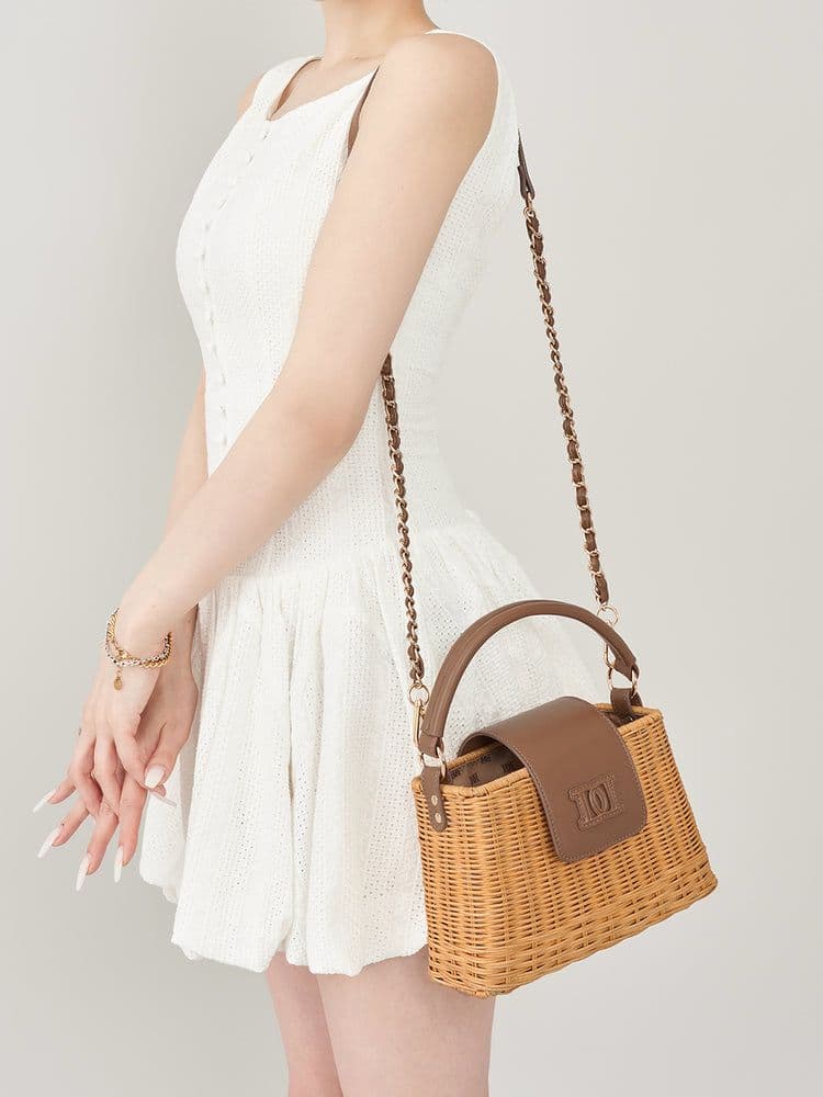 【新品未開封】Darich　大人気希少♡ロゴレザーラタンバッグ　ベージュ　BEG