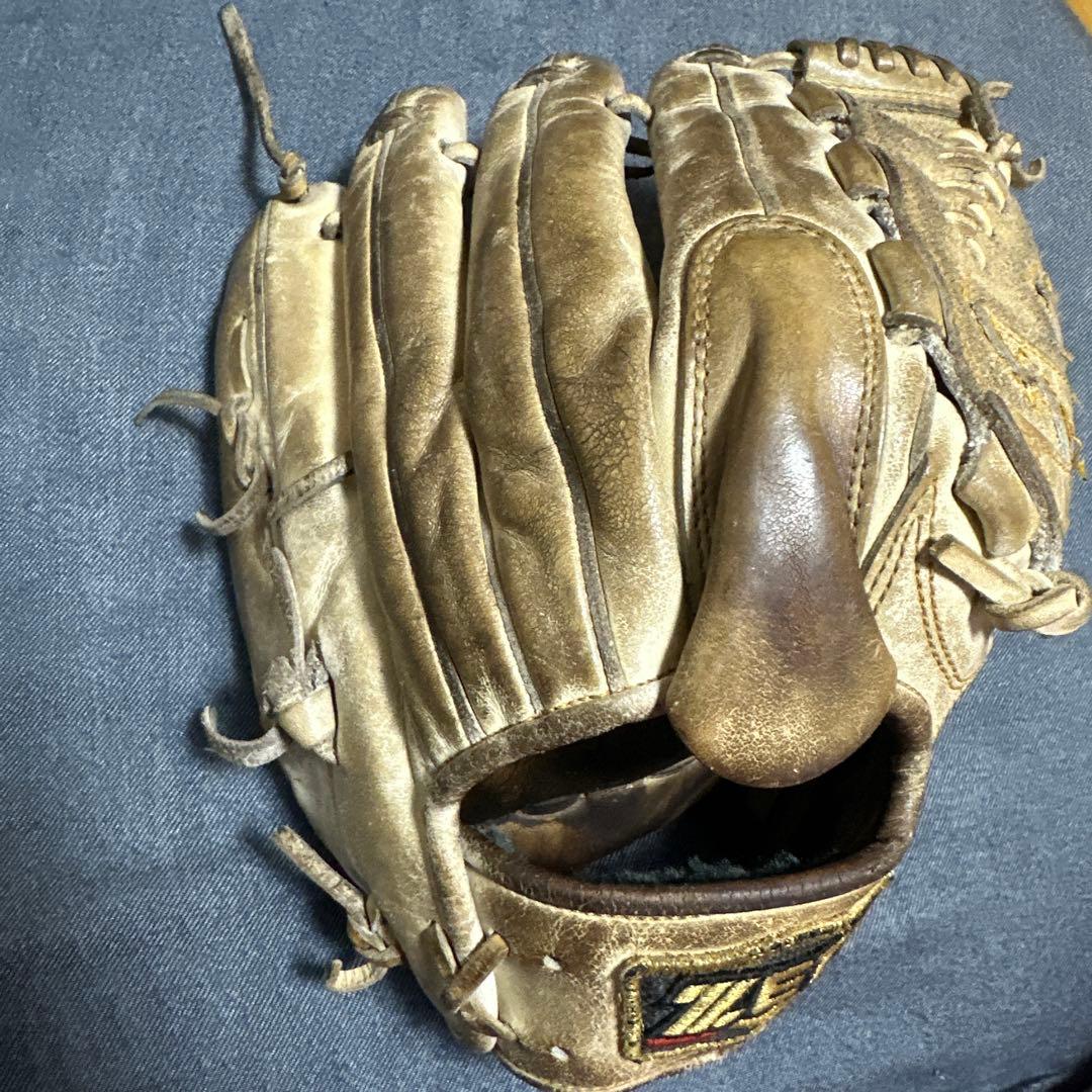 ZETT プロステイタス 硬式　投手用グローブ