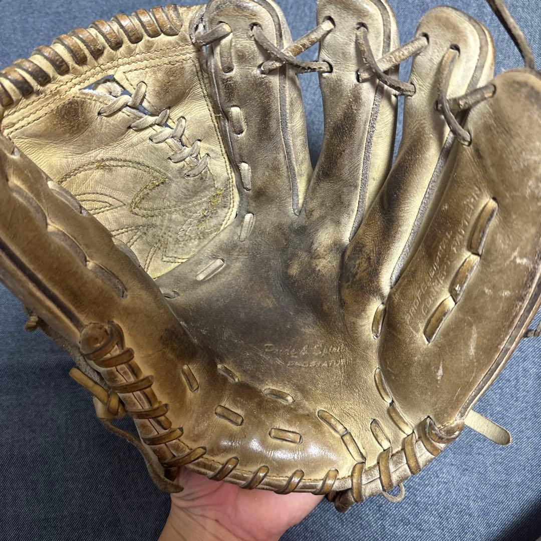 ZETT プロステイタス 硬式　投手用グローブ