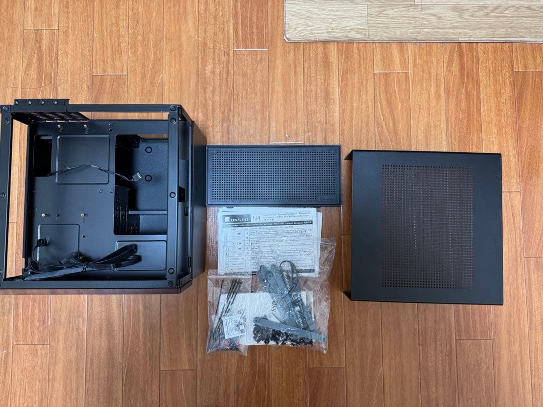 Jonsbo N4 NASケース 黒