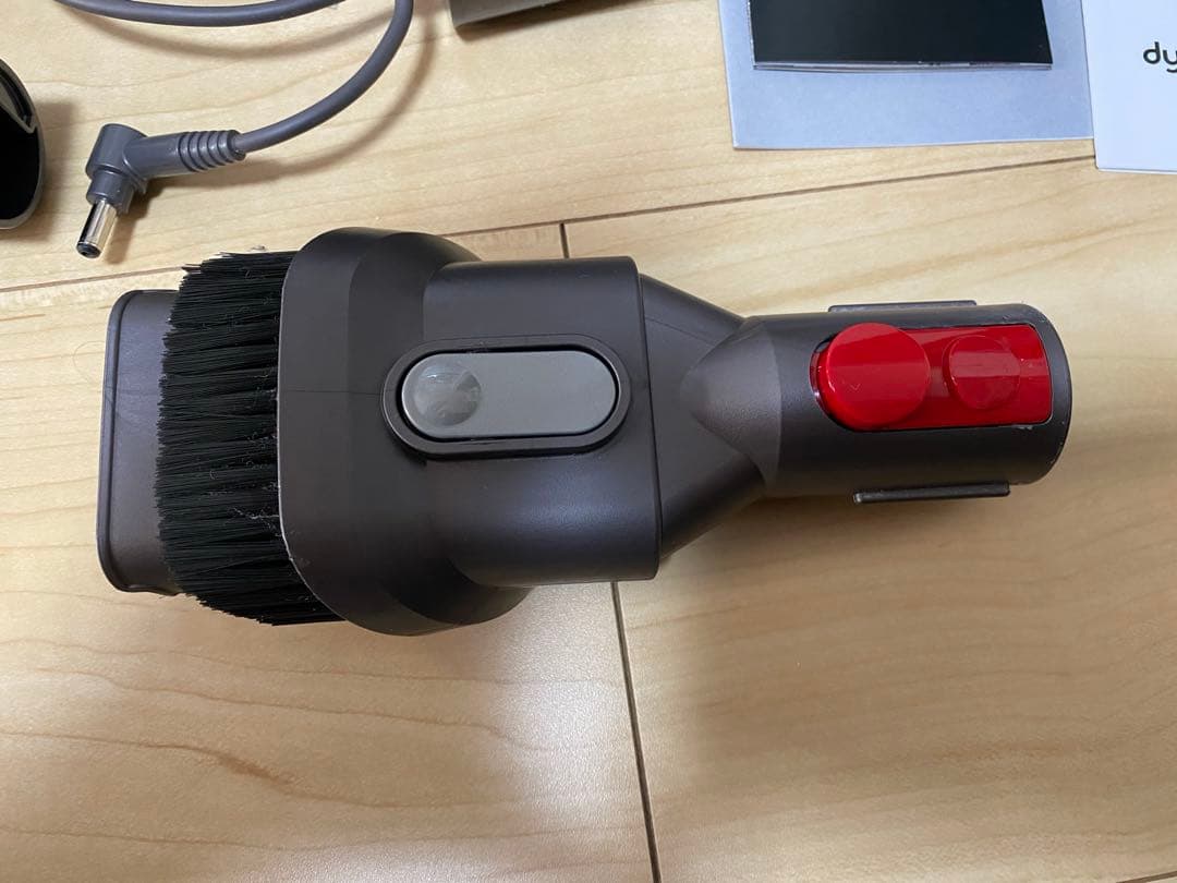 Dyson ダイソン cyclone v10 コードレス掃除機　【匿名発送】