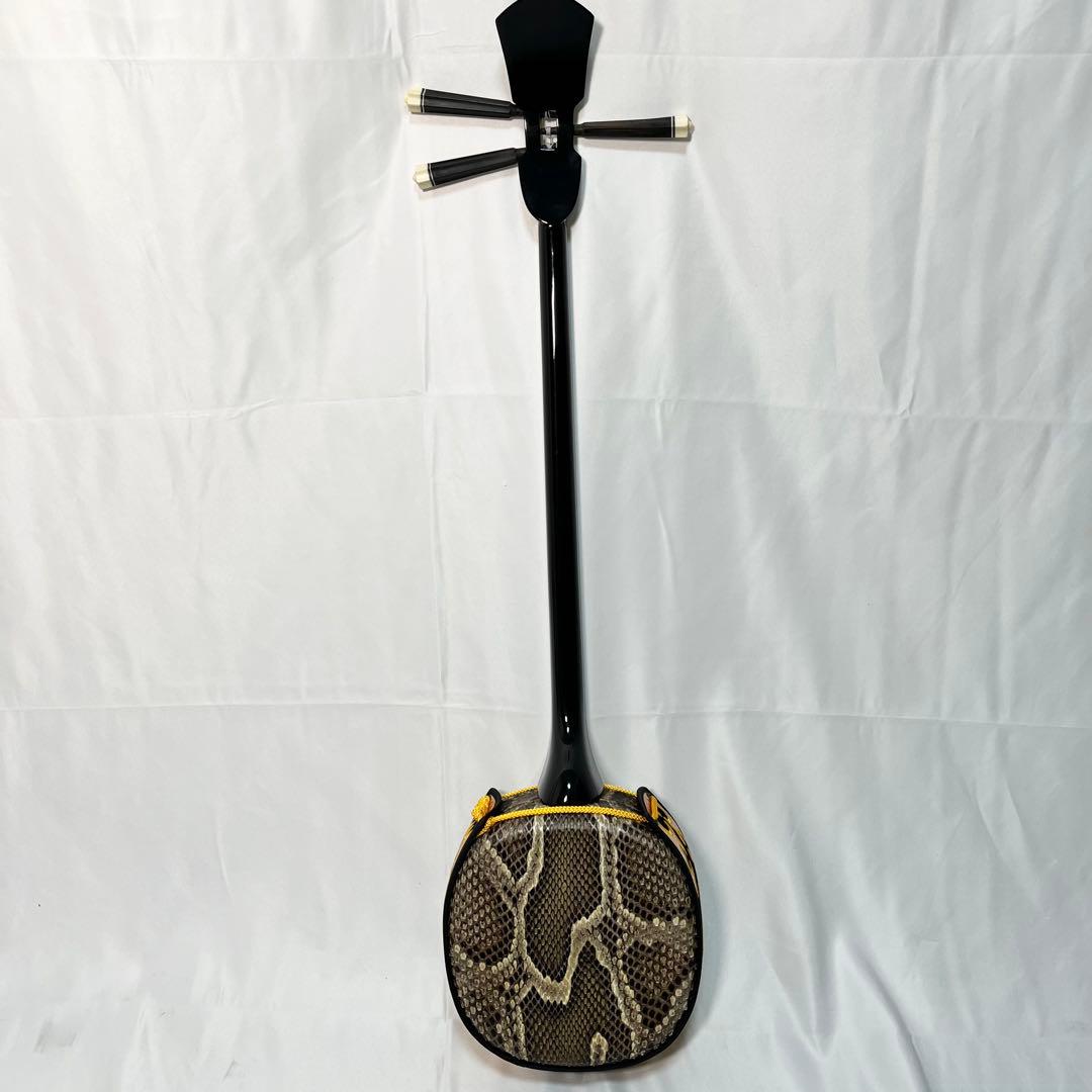 沖縄三線 蛇皮 本革 民謡楽器 民謡 和楽器 三線 ケース付