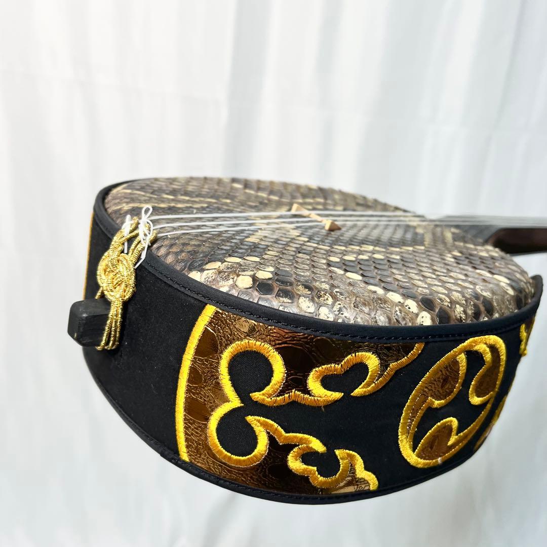 沖縄三線 蛇皮 本革 民謡楽器 民謡 和楽器 三線 ケース付