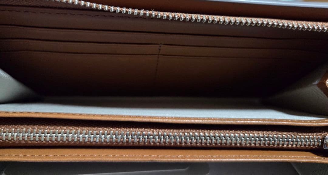 ほぼ新品タグ有　マーガレットハウエルアイデア 長財布 ベンジャミン グレー