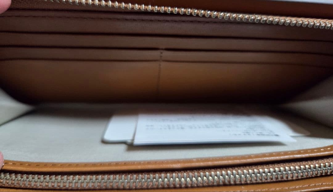 ほぼ新品タグ有　マーガレットハウエルアイデア 長財布 ベンジャミン グレー