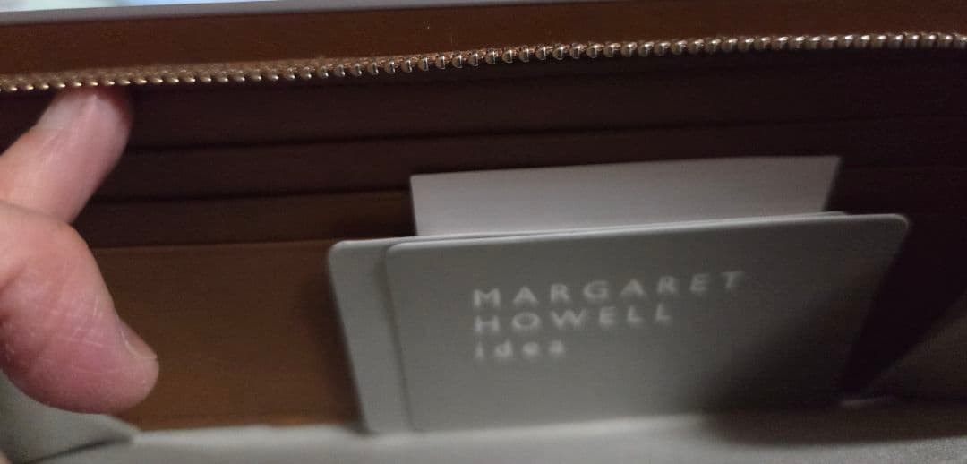 ほぼ新品タグ有　マーガレットハウエルアイデア 長財布 ベンジャミン グレー