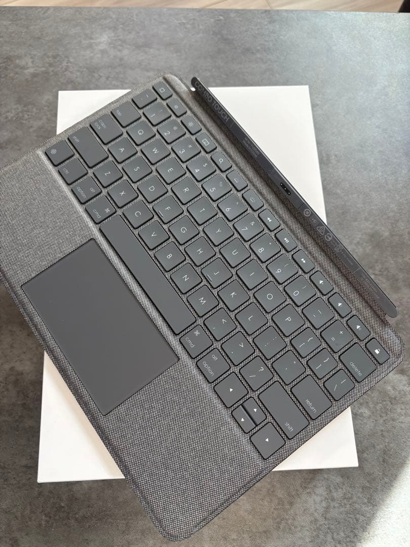 (美品)Ipad 第9世代 64GB WiFi モデルLogicool付き