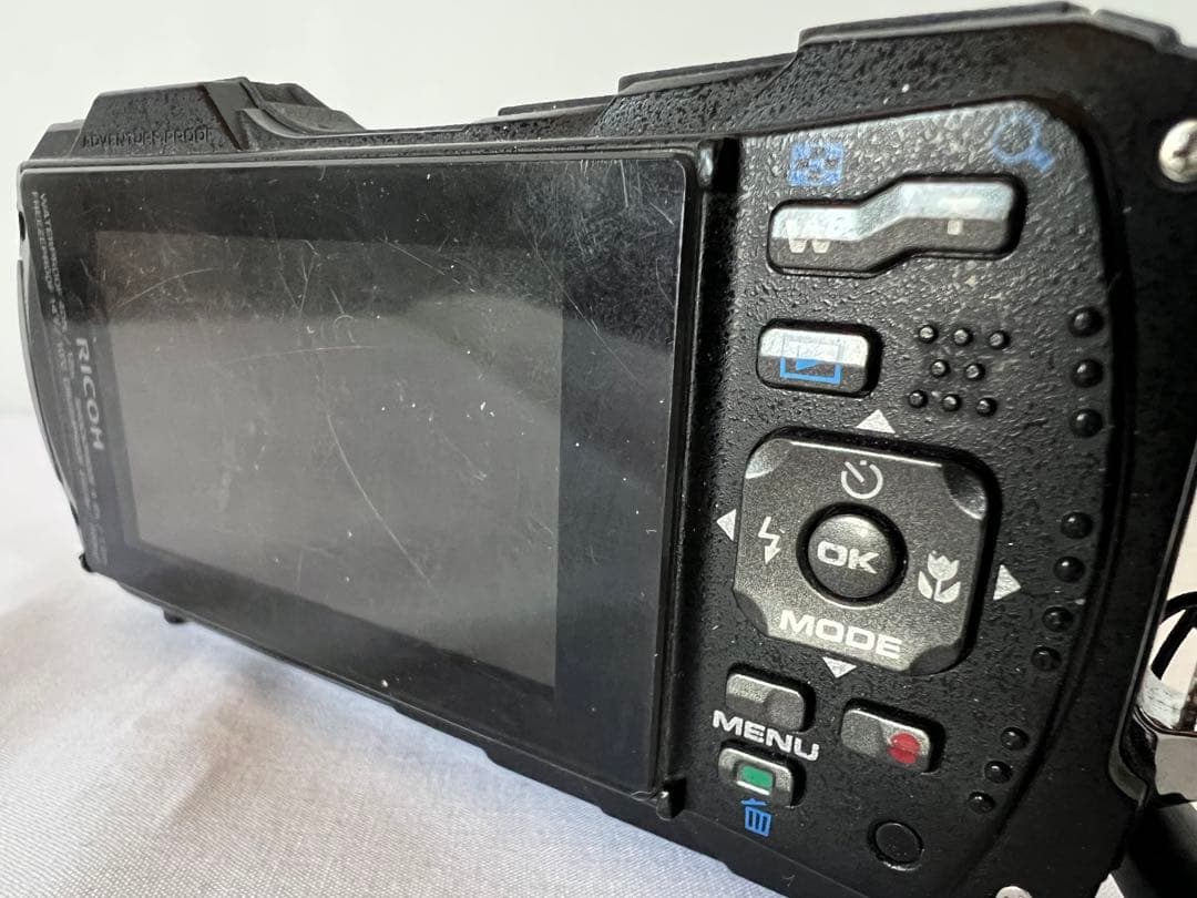 RICOH WG-60 コンパクトデジタルカメラ 黒/赤