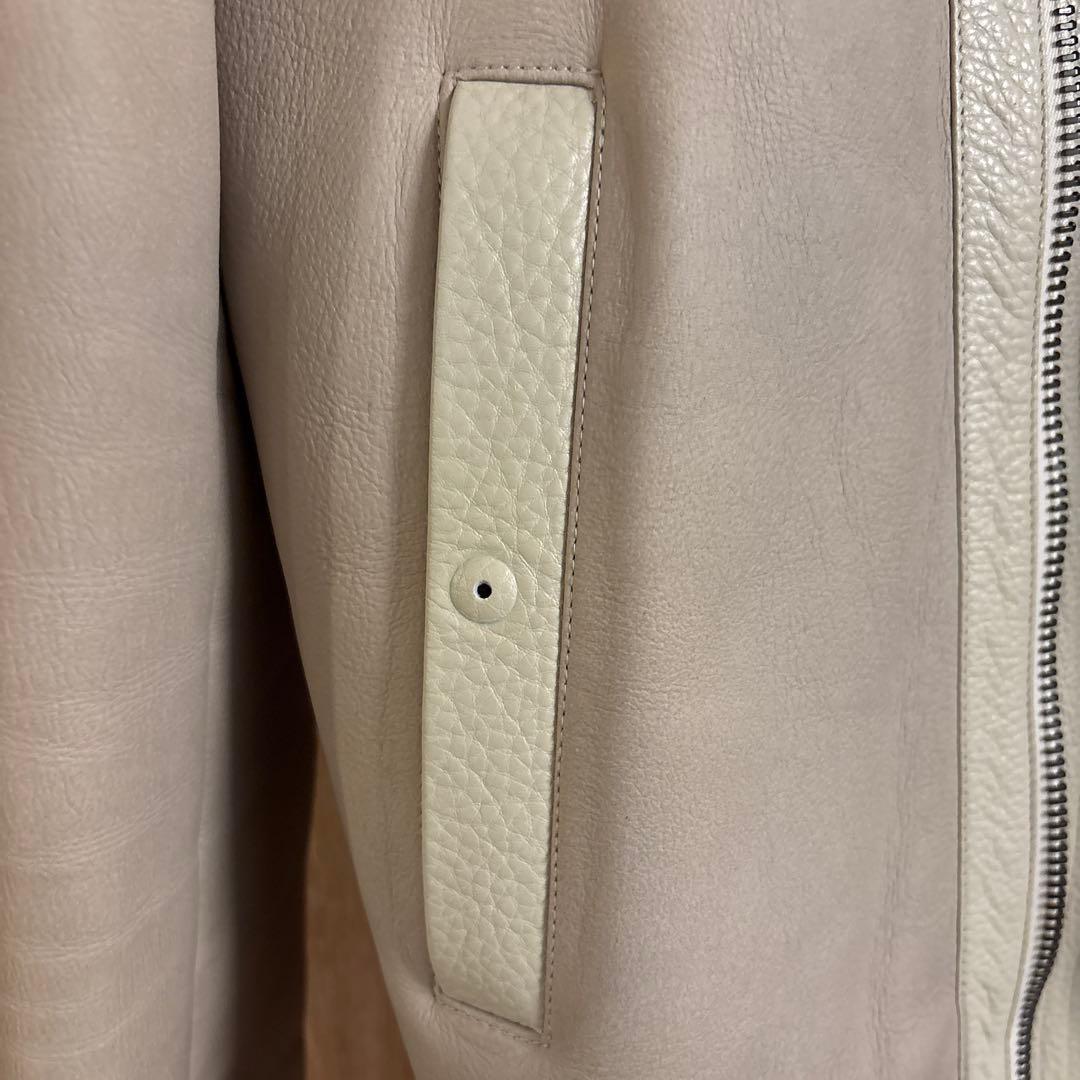 ウノピュウノウグァーレトレ　ムートン