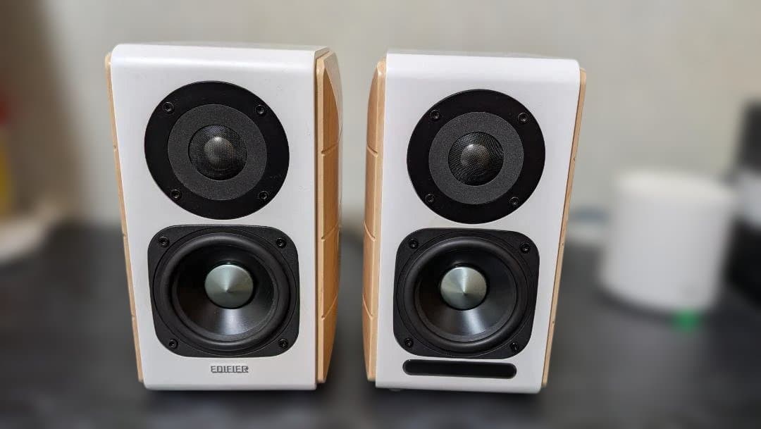 EDIFIER ED-S880DB　Kanto製スピーカースタンド同梱