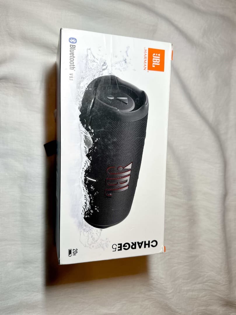 JBL CHARGE 5 Bluetoothスピーカー（防水・高音質）