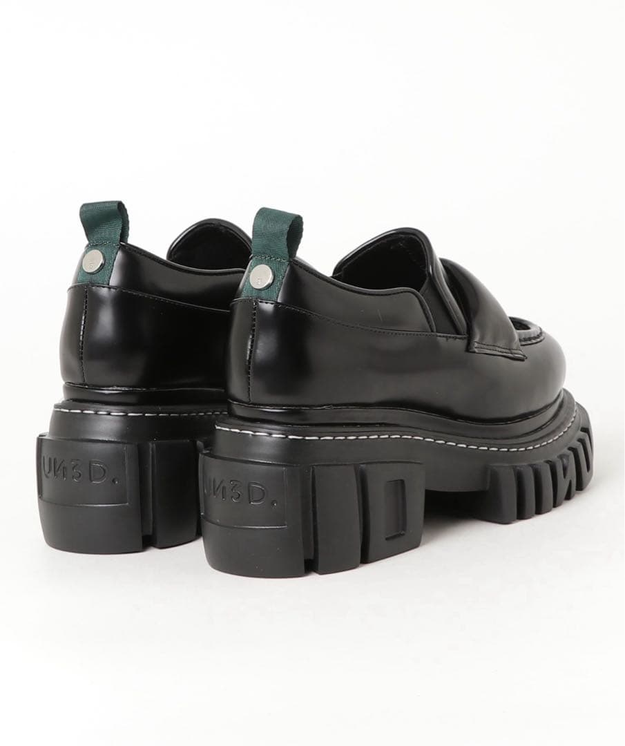 ⭐︎りん⭐︎✴︎UN3D✴︎新品・未使用品！！厚底ブラックレザー ローファー