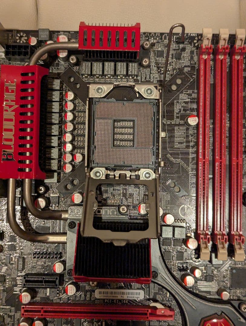 ​【希少】Foxconn BloodRage X58 LGA1366マザーボード