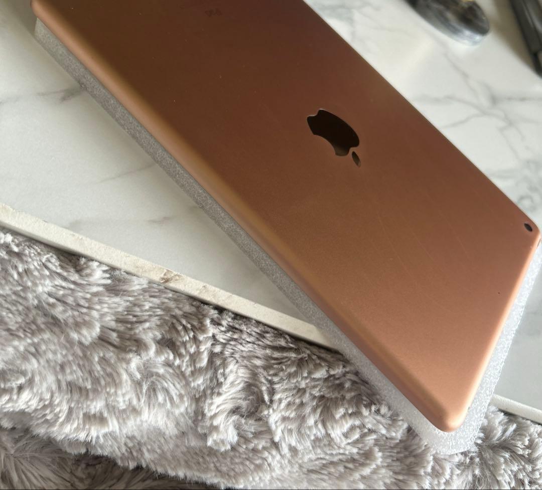 Fish❤︎iPad 第6世代　128GB 　Wi-Fiモデルローズゴールド