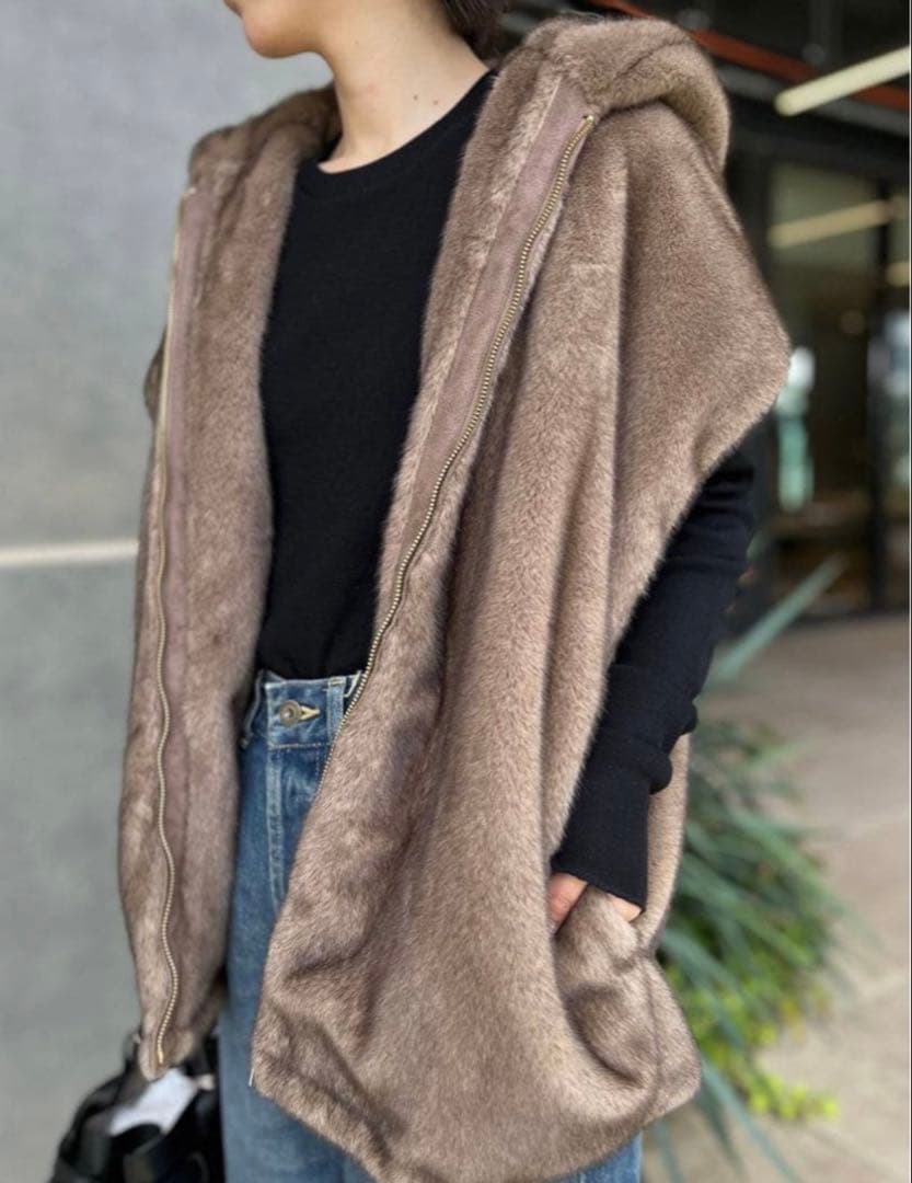 カレンソロジー　ブラウン