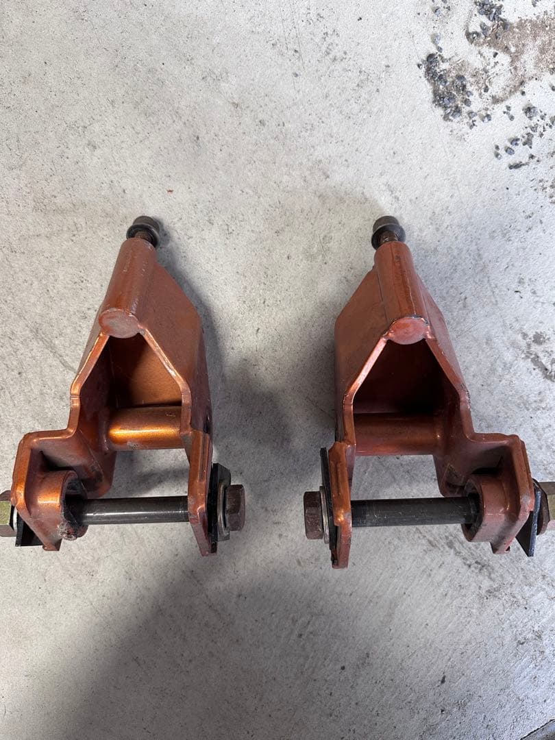 30アルファード　アーム　キャンバーアダプター