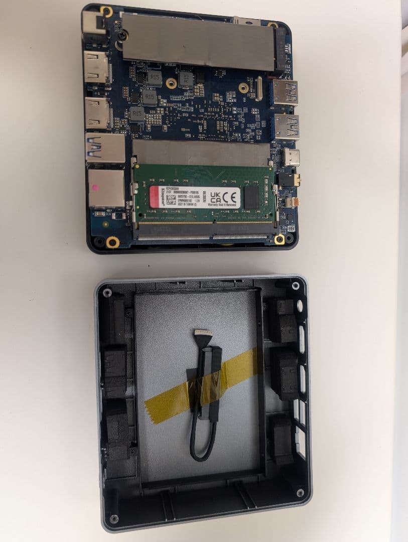 GMKTEC ミニPC Nukbox2 ジャンク品