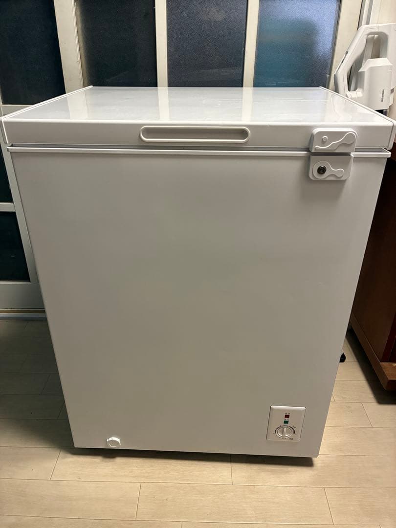 上開き冷凍庫　冷凍ストッカー