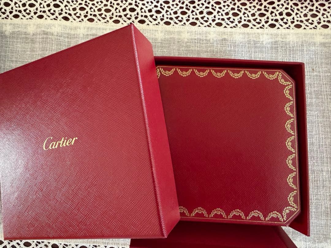 未使用⭐︎Cartier ダムールネックレス　スモール　ホワイトゴールド　上品