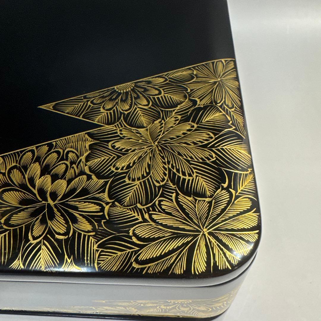 輪島塗 沈金蒔絵 重箱 二組