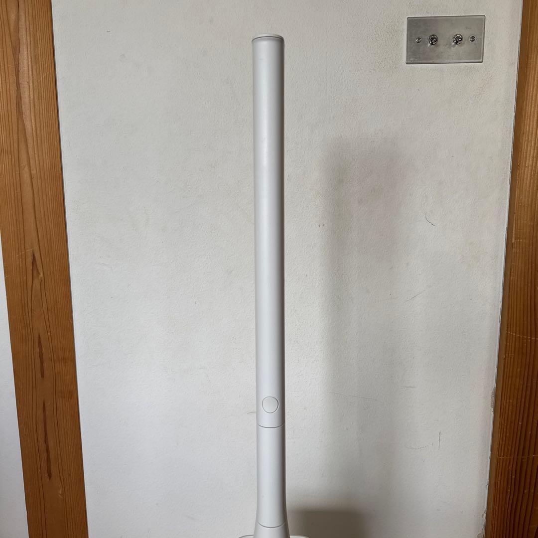 2024年製　パナソニック　コードレススティック掃除機 MC-NS100K